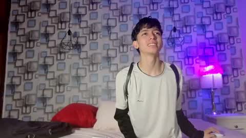 Snapshot of twink_sebas7 chatting on 06/10/26, 12:15 Sebastin online show from 06/10/26, 12:15