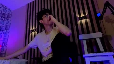 Snapshot of twink_sebas7 chatting on 07/10/26, 12:08 Sebastin online show from 07/10/26, 12:08