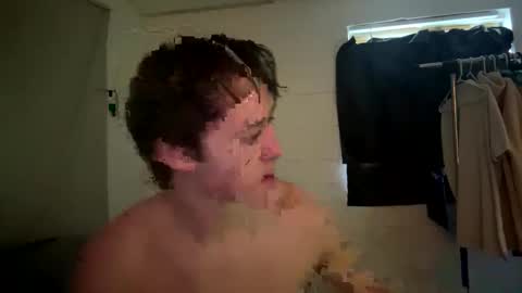 twinkboyboi69 online show from 04/14/26, 03:18