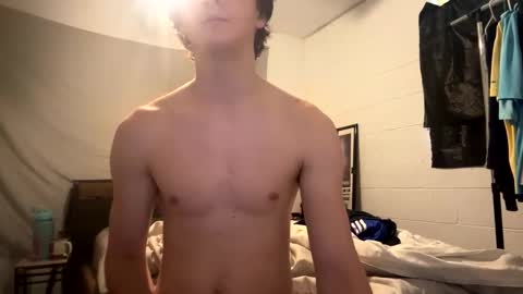 twinkboyboi69 online show from 05/17/26, 02:46
