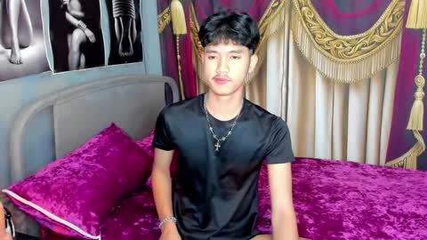 Snapshot of twinkclark chatting on 12/04/25, 09:29 clark online show from 12/04/25, 09:29