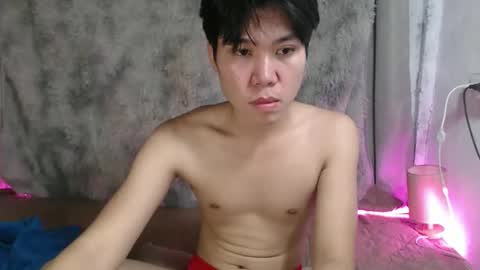 Snapshot of twinkerx chatting on 04/20/26, 10:29 twinkerx online show from 04/20/26, 10:29
