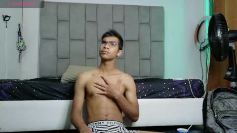 twinksecrets_ online show from 04/14/26, 11:27