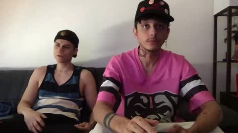 Snapshot of twinksguys360 chatting on 11/23/25, 06:08 Derrick online show from 11/23/25, 06:08