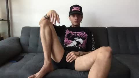 Derrick online show from 04/29/26, 08:48