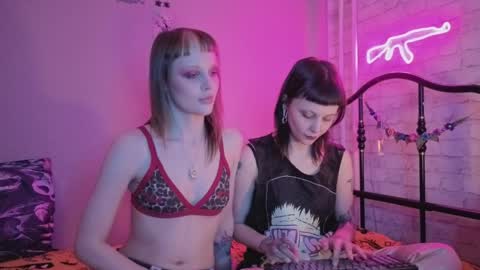 Sin and Skin online show from 03/25/26, 05:41