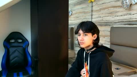 twinslovers_ online show from 01/13/26, 03:34