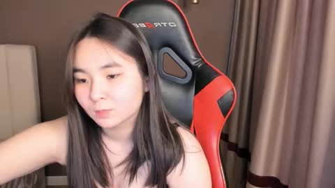 Kiki online show from 03/03/26, 04:18