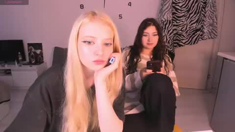 Jessy  Olivia online show from 07/06/26, 04:31