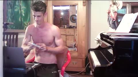 TobeBritta online show from 09/21/25, 07:59