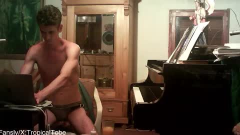 TobeBritta online show from 02/10/26, 10:47