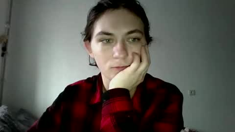 twolatte1520 online show from 11/28/25, 06:49