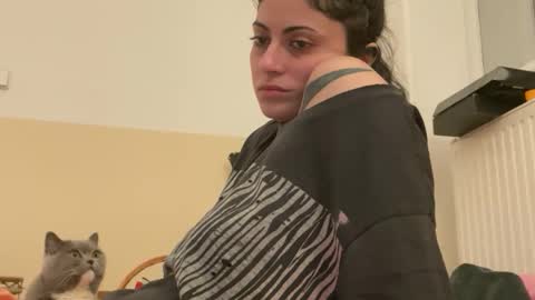 Snapshot of twonobodies chatting on 12/17/25, 08:37 im Nobody online show from 12/17/25, 08:37