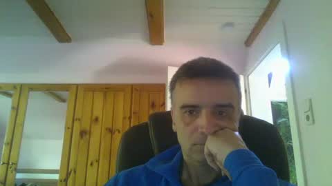 twoperes online show from 05/18/26, 05:24