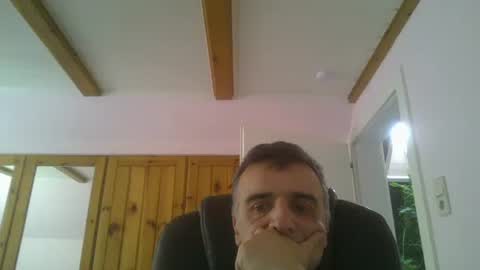 twoperes online show from 05/24/26, 01:49
