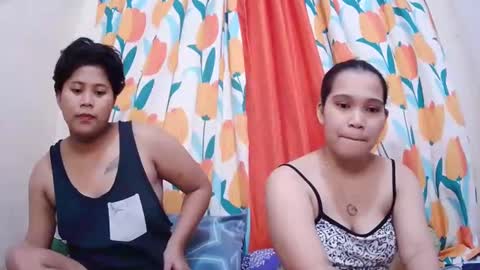 Snapshot of twowetcuties chatting on 01/29/25, 05:30 Lyn and lea online show from 01/29/25, 05:30
