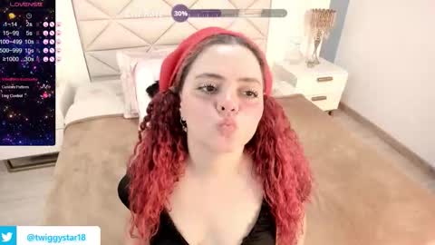 Twiggy online show from 12/02/25, 08:19