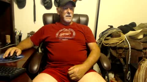 Snapshot of txlobo60 chatting on 07/19/26, 11:08 txlobo60 online show from 07/19/26, 11:08