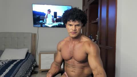 Yorquis Guzman online show from 09/30/25, 02:38