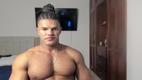 Yorquis Guzman online show from 10/07/25, 02:31