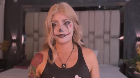  TYLA  online show from 10/22/25, 03:40