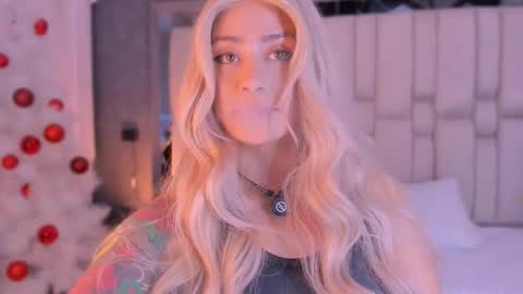  TYLA  online show from 12/18/25, 03:34