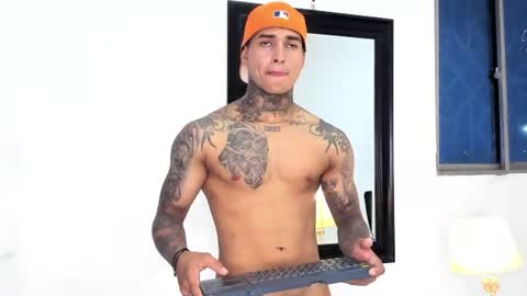 tyler_bell_ online show from 07/11/26, 04:26