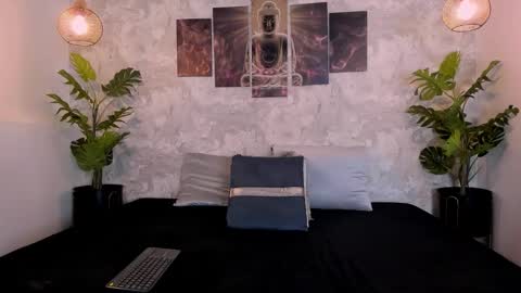 Tyler online show from 10/05/25, 03:16