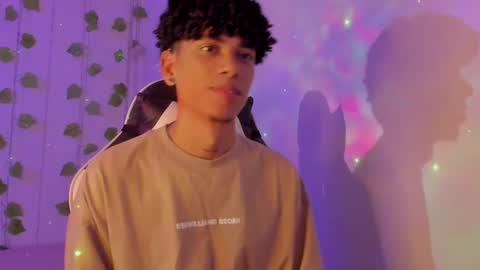 Tyler Garcia  online show from 02/03/25, 03:42