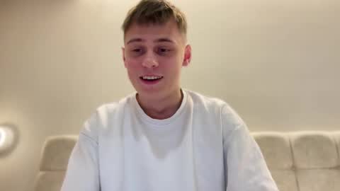 Snapshot of tyler_garrner chatting on 09/12/25, 01:00 tyler_garrner online show from 09/12/25, 01:00