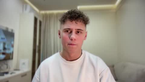 Snapshot of tyler_garrner chatting on 11/04/25, 03:55 tyler_garrner online show from 11/04/25, 03:55