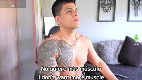 Snapshot of tyler_muscle chatting on 12/09/24, 03:54 David online show from 12/09/24, 03:54