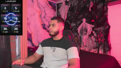 Tyler online show from 10/03/25, 02:58