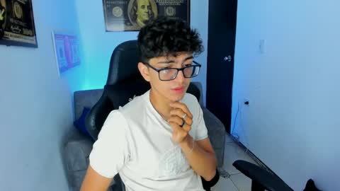   online show from 03/01/25, 02:59