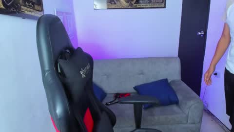   online show from 03/09/25, 06:50