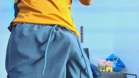   online show from 09/17/25, 03:52