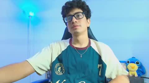   online show from 10/02/25, 03:46