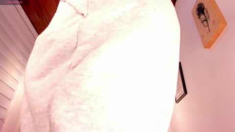       online show from 11/26/25, 04:57