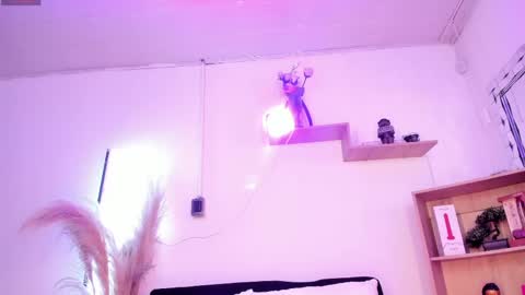 tylla__ online show from 05/30/26, 05:21