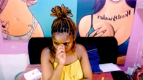 Snapshot of tyrabangz chatting on 12/15/25, 06:34 Tyra online show from 12/15/25, 06:34