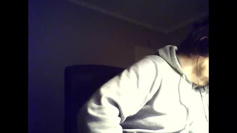 Snapshot of tyradi1991 chatting on 12/08/24, 06:17 tyradi1991 online show from 12/08/24, 06:17