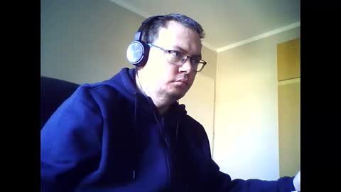 Snapshot of tyradi1991 chatting on 11/21/25, 10:58 tyradi1991 online show from 11/21/25, 10:58