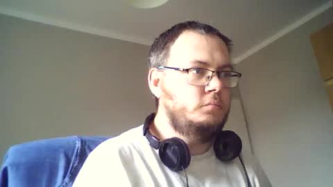 Snapshot of tyradi1991 chatting on 07/17/26, 04:56 tyradi1991 online show from 07/17/26, 04:56