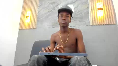 TYRON online show from 06/11/26, 02:48