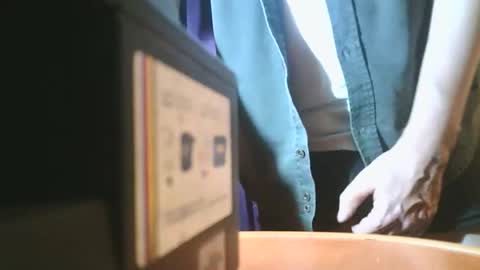 Snapshot of u02g2 chatting on 10/03/25, 04:04 u02g2 online show from 10/03/25, 04:04