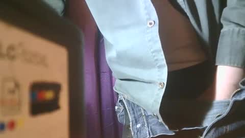 Snapshot of u02g2 chatting on 02/18/26, 04:47 u02g2 online show from 02/18/26, 04:47