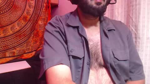 ucsip19 online show from 09/24/25, 04:16