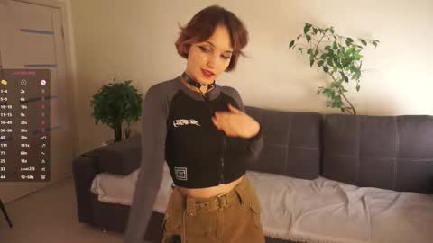 Lili online show from 02/19/26, 04:36