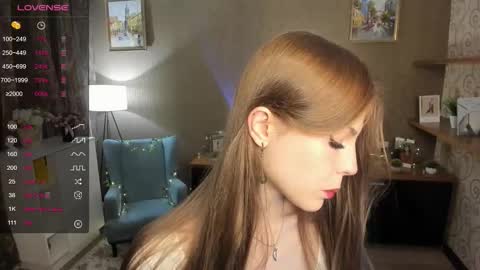 Snapshot of udeledelmoref chatting on 09/20/25, 12:22 Liky online show from 09/20/25, 12:22