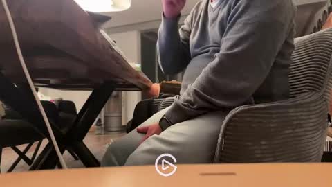 Snapshot of ueberdruck01 chatting on 11/02/25, 10:34 ueberdruck01 online show from 11/02/25, 10:34